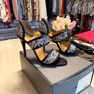 Lucchese Black and White Embroidered Heels